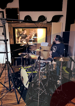 Dan and Robin recording in the Recorderhead studio